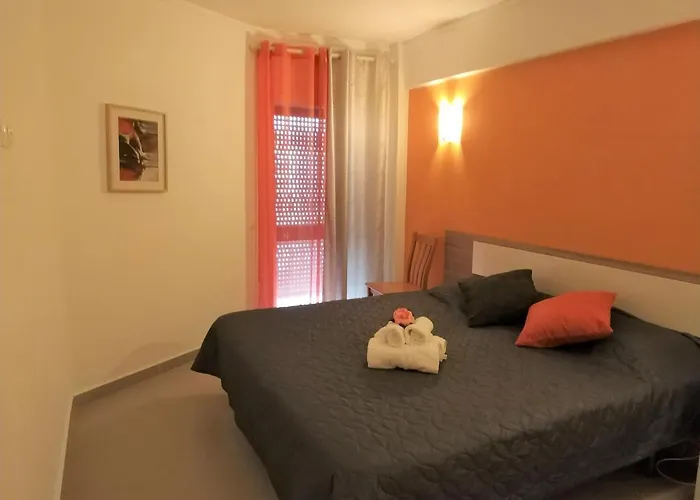 5J Sao Gabriel - Casas & Papeis